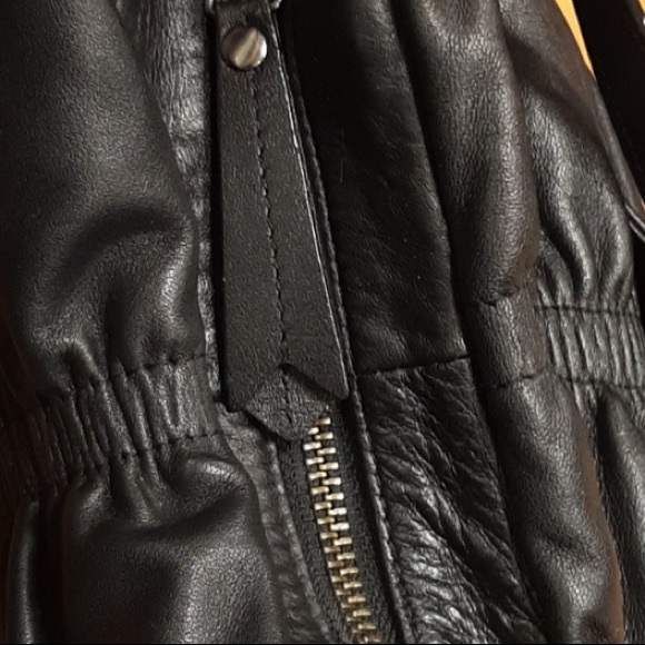 Donald J Pliner Ruched Cinched Leather Crossbody Bag Purse - Picture 5 of 12